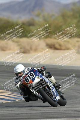 media/Nov-16-2025-Race Pace (Sun) [[8c5fa54630]]/Non Verified Riders (1st 20 Minutes)/2-Turn 10 (1010am)/